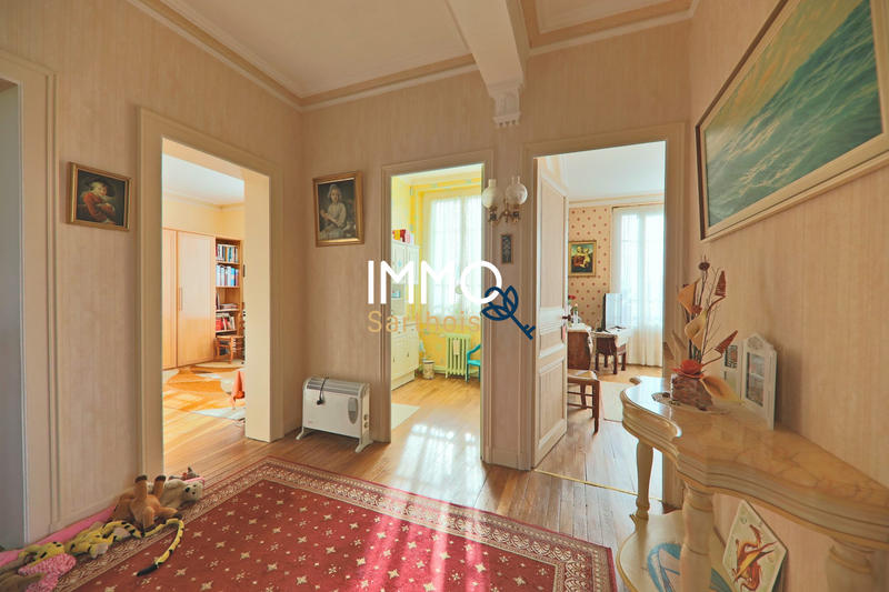 Maison - 206 m² - 7 pièces