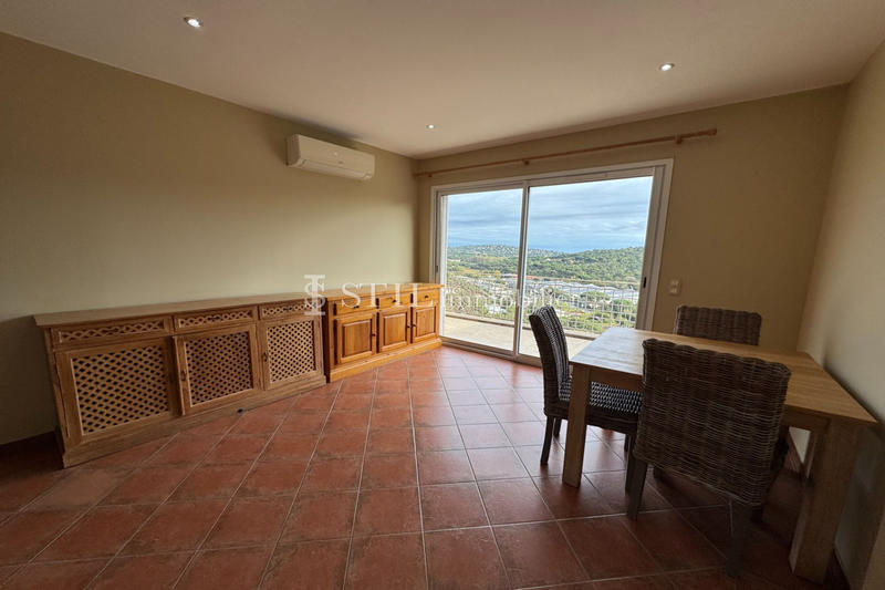 Appartement - 49 m² - 3 pièces