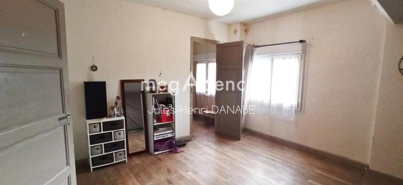 Maison - 180 m² - 7 pièces