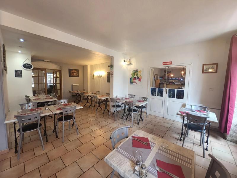 Fonds de commerce - 738 m²