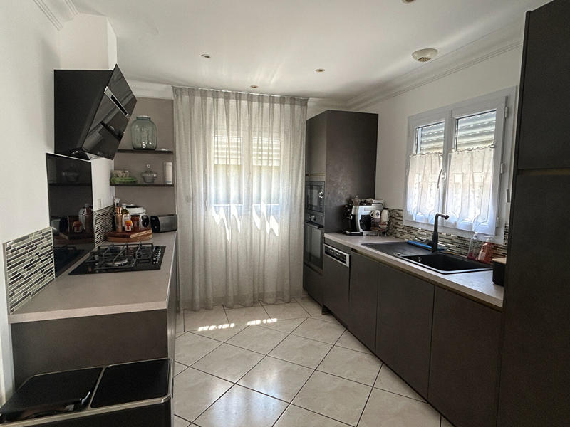 Maison - 293 m² - 7 pièces