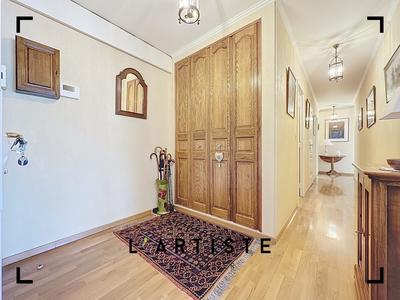 Appartement - 85 m² - 4 pièces