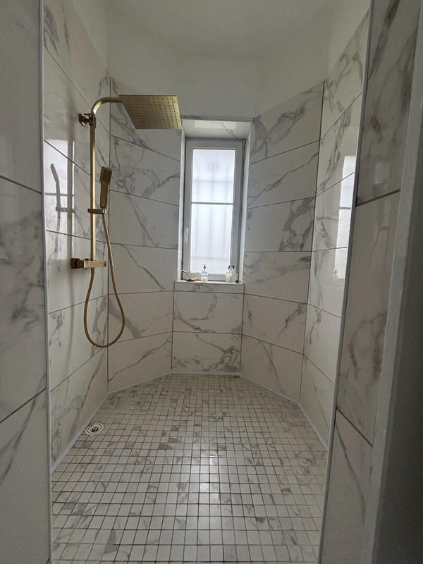 Maison - 185 m² - 6 pièces