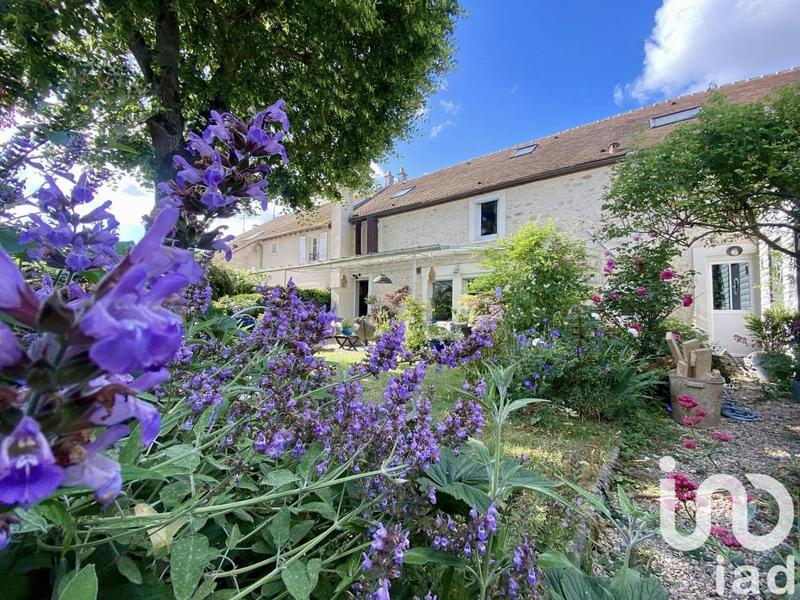 Maison - 210 m² - 8 pièces