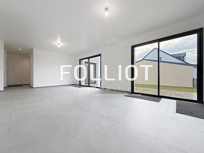 Maison - 99 m² - 4 pièces