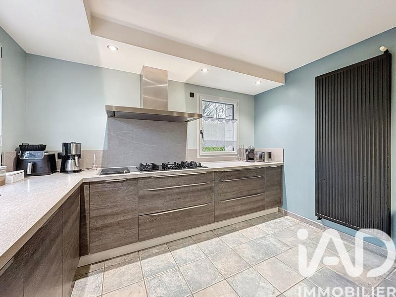 Maison - 200 m² - 7 pièces