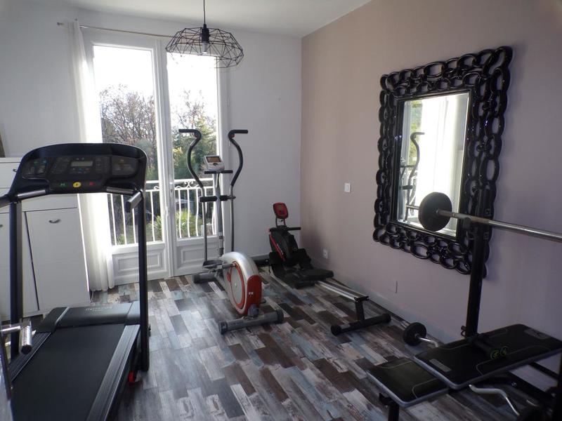 Maison - 181 m² - 7 pièces