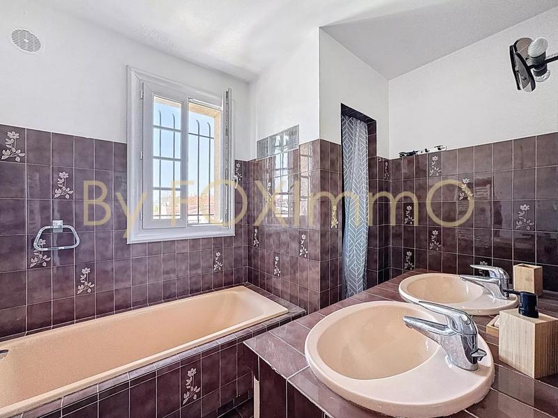 Maison - 144 m² - 6 pièces