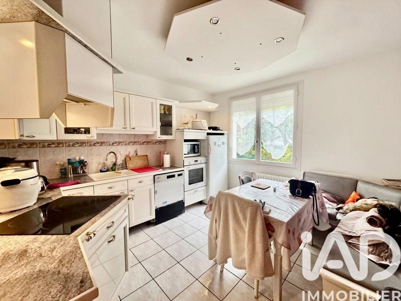 Maison - 189 m² - 5 pièces