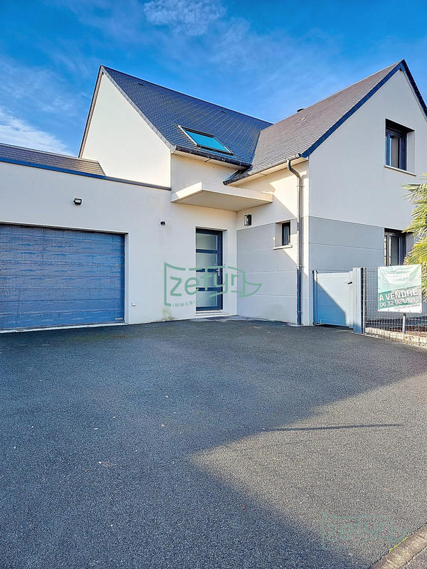 Maison contemporaine - 144 m² - 6 pièces