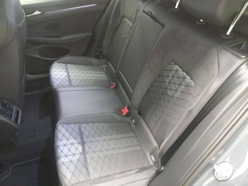 Volkswagen Golf Sw 1.5 eTSI Evo2 150 Dsg7 R-Line