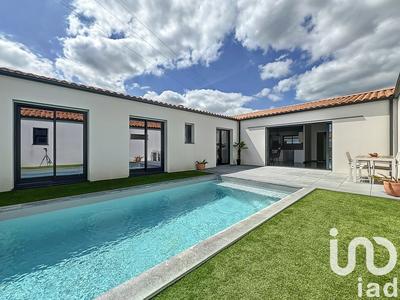 Maison - 150 m² - 6 pièces