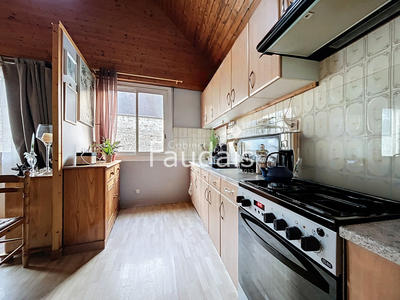 Maison - 98 m² - 4 pièces