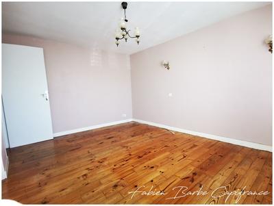 Maison - 82 m² - 4 pièces