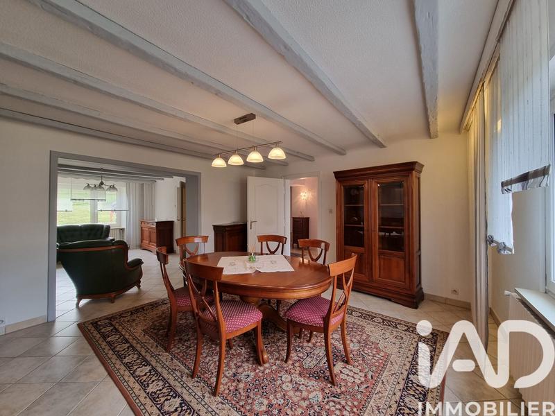 Maison - 168 m² - 8 pièces