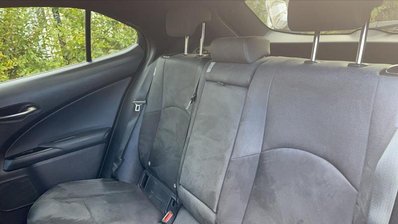 Lexus Ux 2.0 Vvt-ie 250h Hybrid Bva6 Pack Business