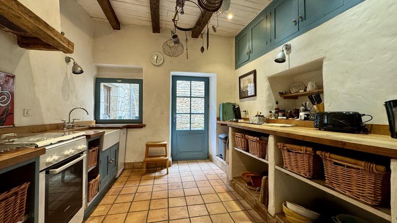 Maison - 150 m² - 8 pièces