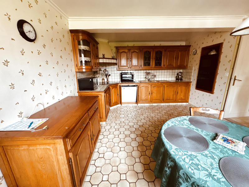 Propriété - 125 m² - 6 pièces