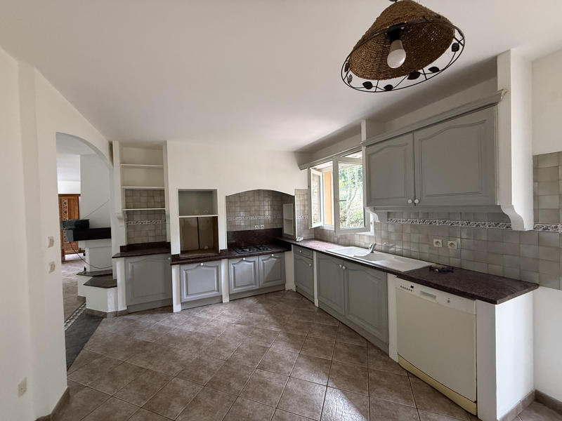 Maison - 104 m² - 4 pièces