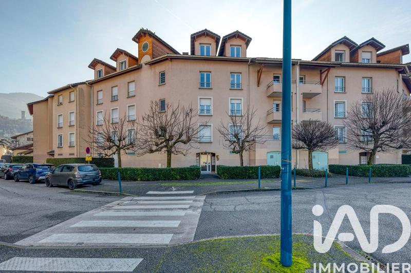 Appartement - 82 m² - 4 pièces