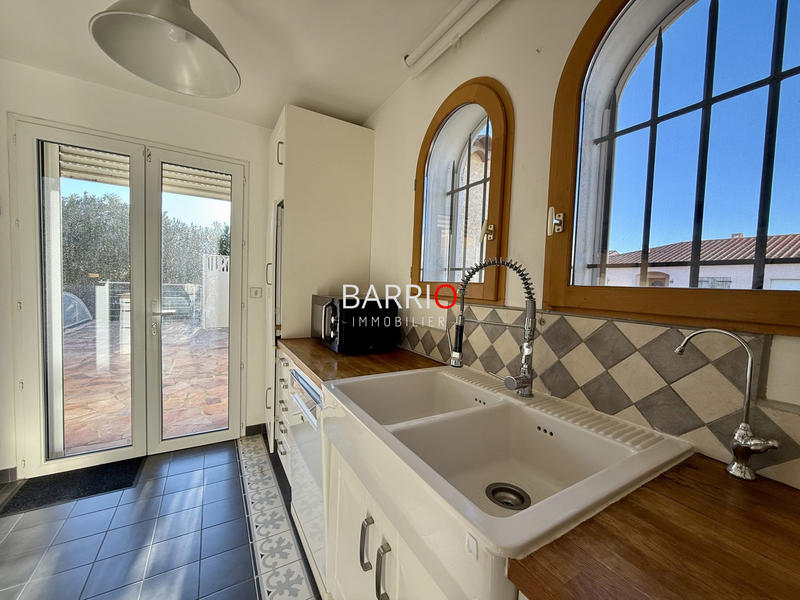 Maison traditionnelle - 181 m² - 6 pièces