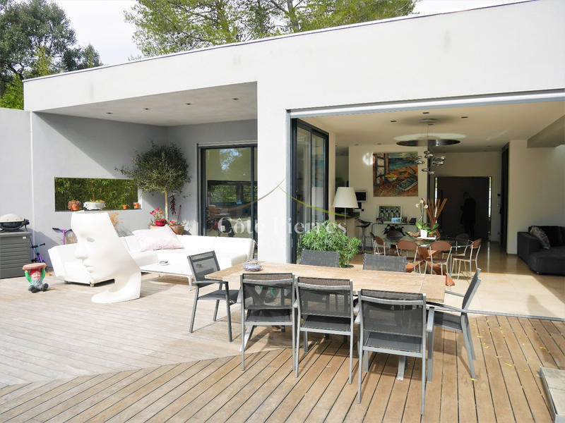 Villa - 178 m² - 6 pièces