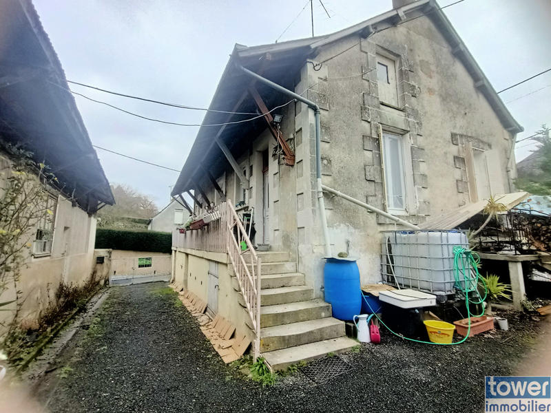 Maison - 99 m² - 5 pièces