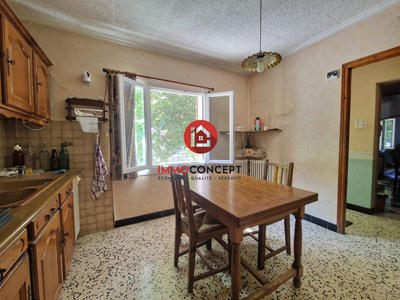 Maison - 98 m² - 6 pièces