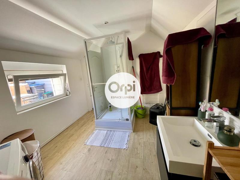 Immeuble - 110 m² - 2 pièces