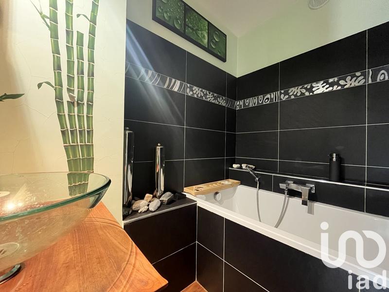 Maison - 173 m² - 8 pièces