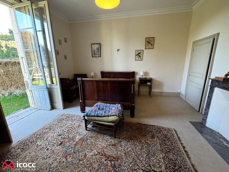 Demeure - 563 m² - 18 pièces