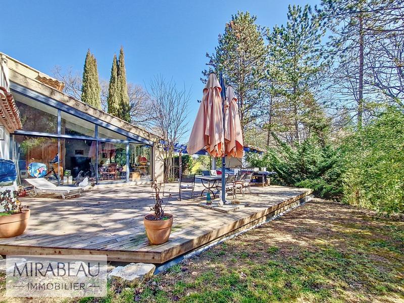 Villa - 172 m² - 6 pièces
