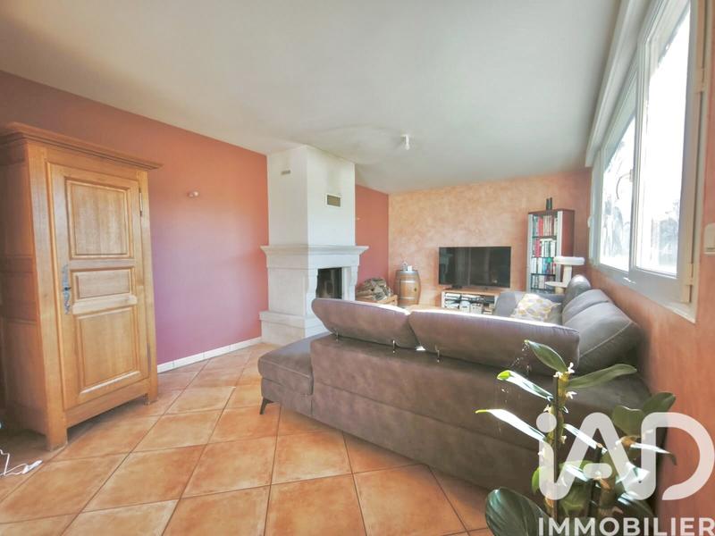 Maison - 211 m² - 7 pièces