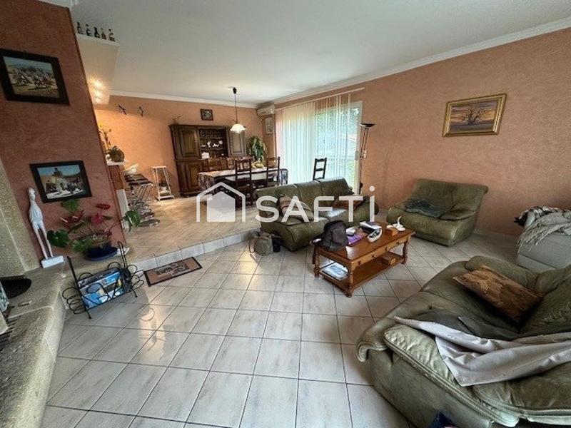 Maison - 140 m² - 5 pièces