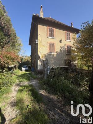 Maison - 240 m² - 10 pièces