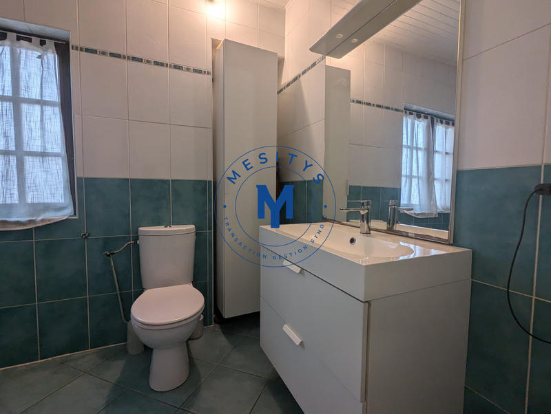 Maison - 99 m² - 5 pièces