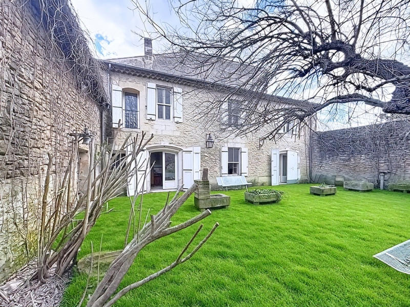 Maison bourgeoise - 280 m² - 10 pièces