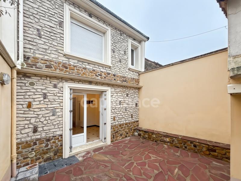 Maison de ville - 75 m² - 3 pièces