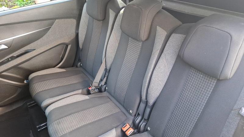 Peugeot 5008 II 1.6 BlueHDi 120 Allure Business