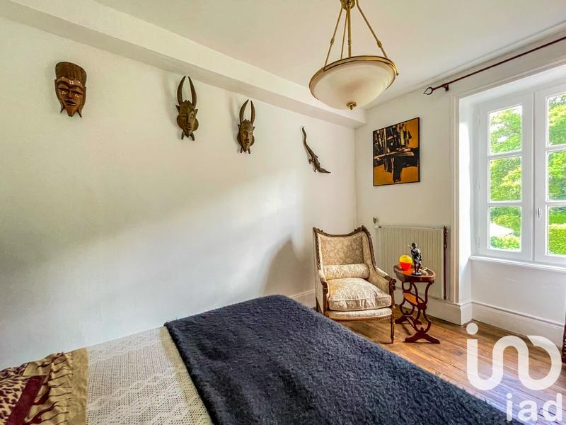 Maison - 260 m² - 10 pièces