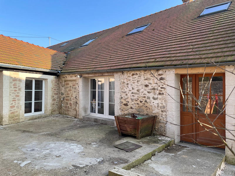 Maison - 190 m² - 8 pièces