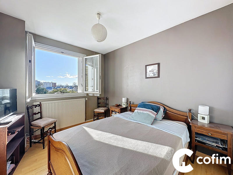 Appartement - 77 m² - 4 pièces