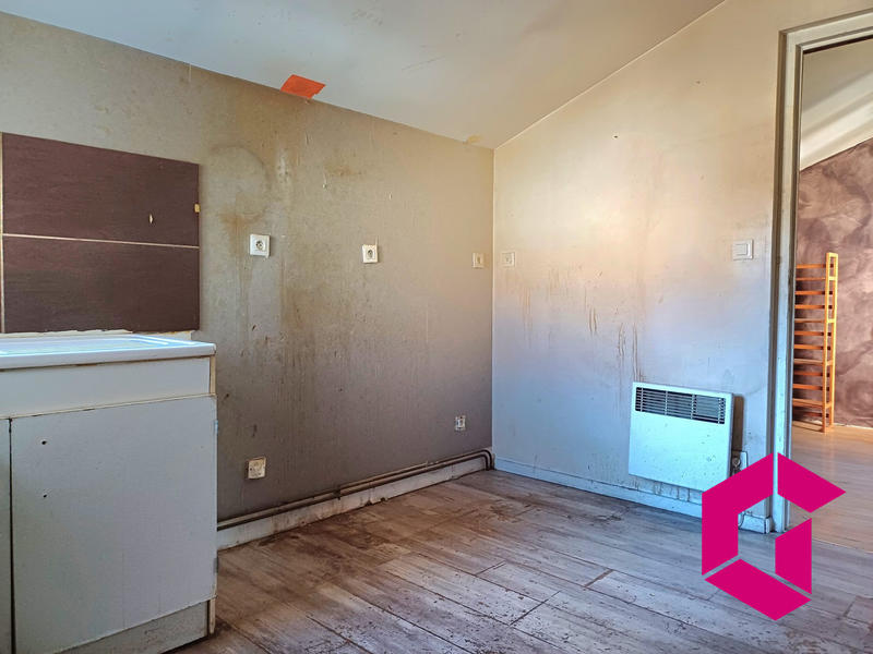 Maison - 192 m² - 9 pièces