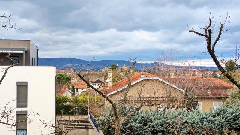 Appartement - 77 m² - 4 pièces