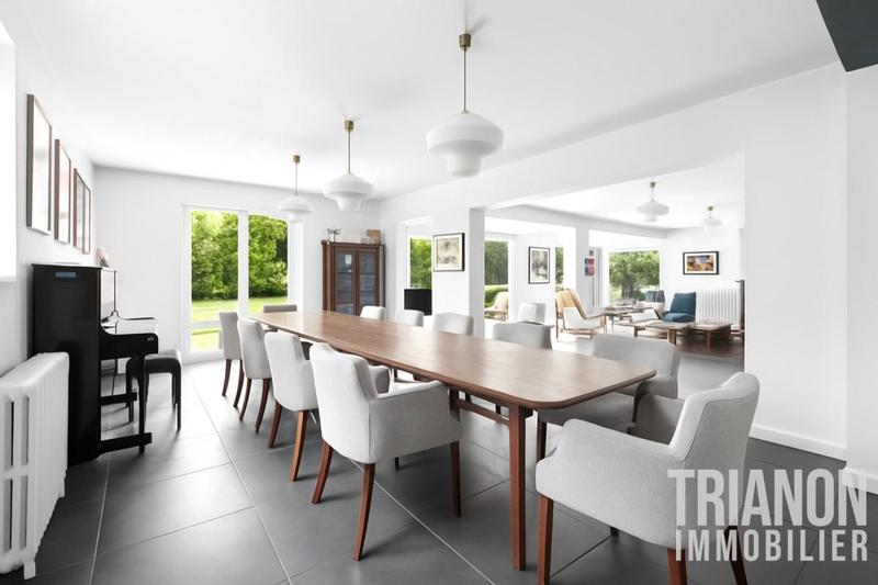 Maison - 307 m² - 10 pièces