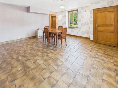 Maison - 140 m² - 4 pièces