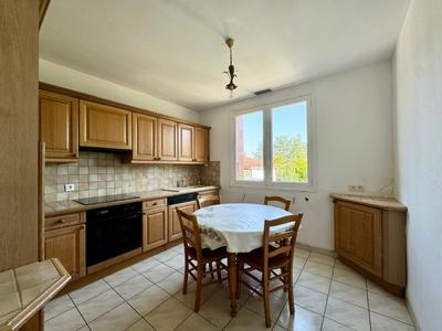 Maison traditionnelle - 103 m² - 4 pièces