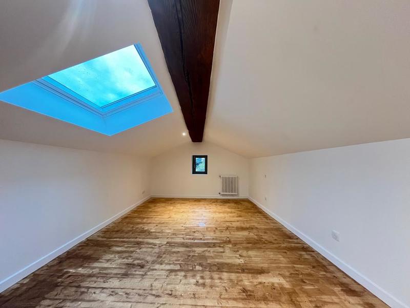 Appartement - 145 m² - 5 pièces