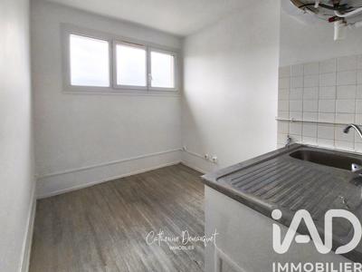 Studio - 28 m² - 1 pièce