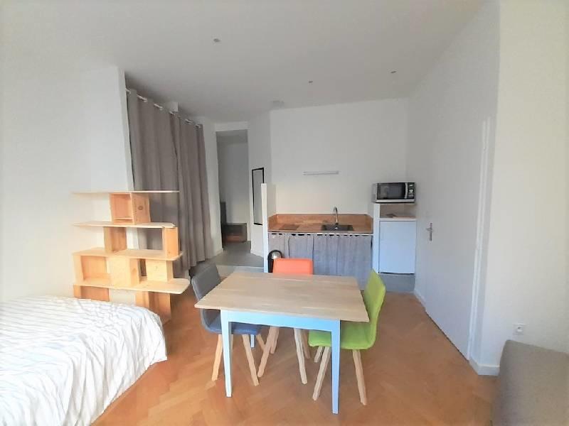 Studio - 27 m² - 1 pièce